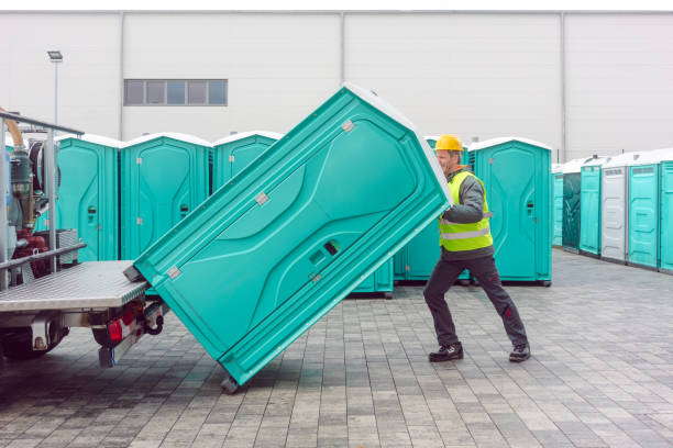 Portable restroom solutions in Mayfair, CA