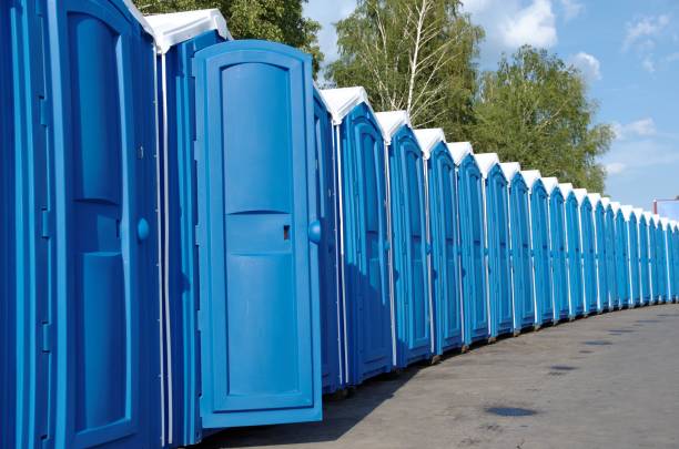 Best Portable toilet rental cost  in Mayfair, CA